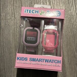 iTech Jr. Kids Smartwatch with Bonus Band